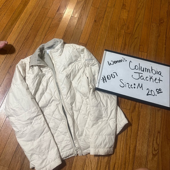 Columbia Jackets & Blazers - Columbia Women's Beige Jacket #0073